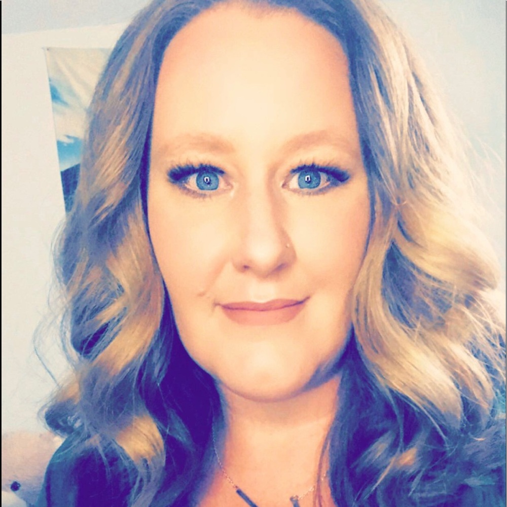 Meet your Posher, Kimberly